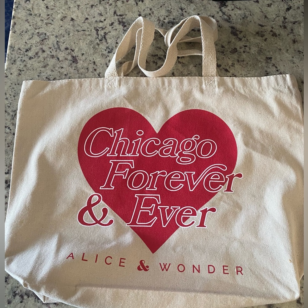 Chicago Forever tote bag by Alice & Wonder